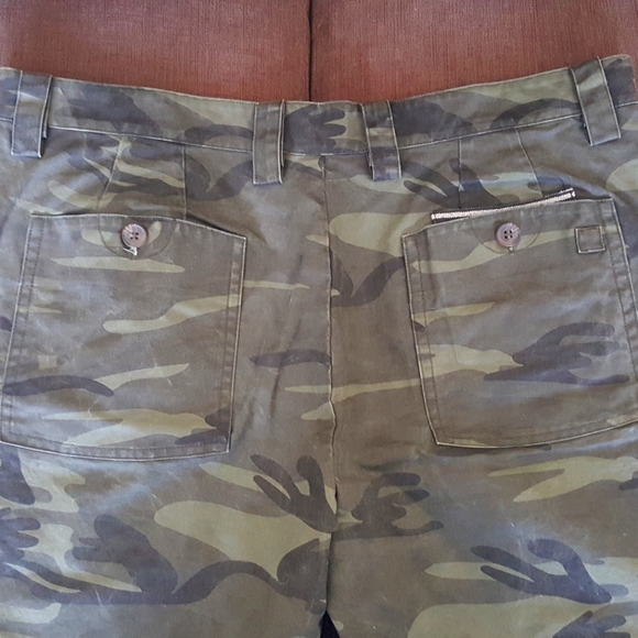 Men's Green Camo Board Shorts 38 - Picture 6 of 10